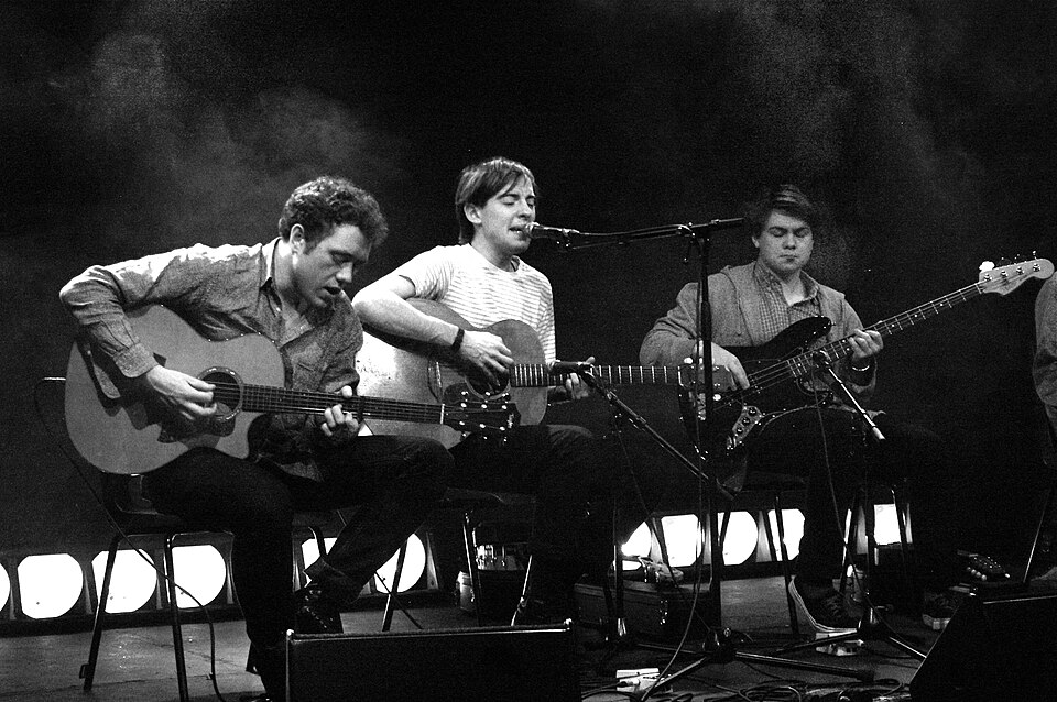 Bombay Bicycle Club — artist photo