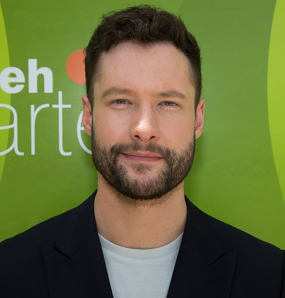 Calum Scott — artist photo