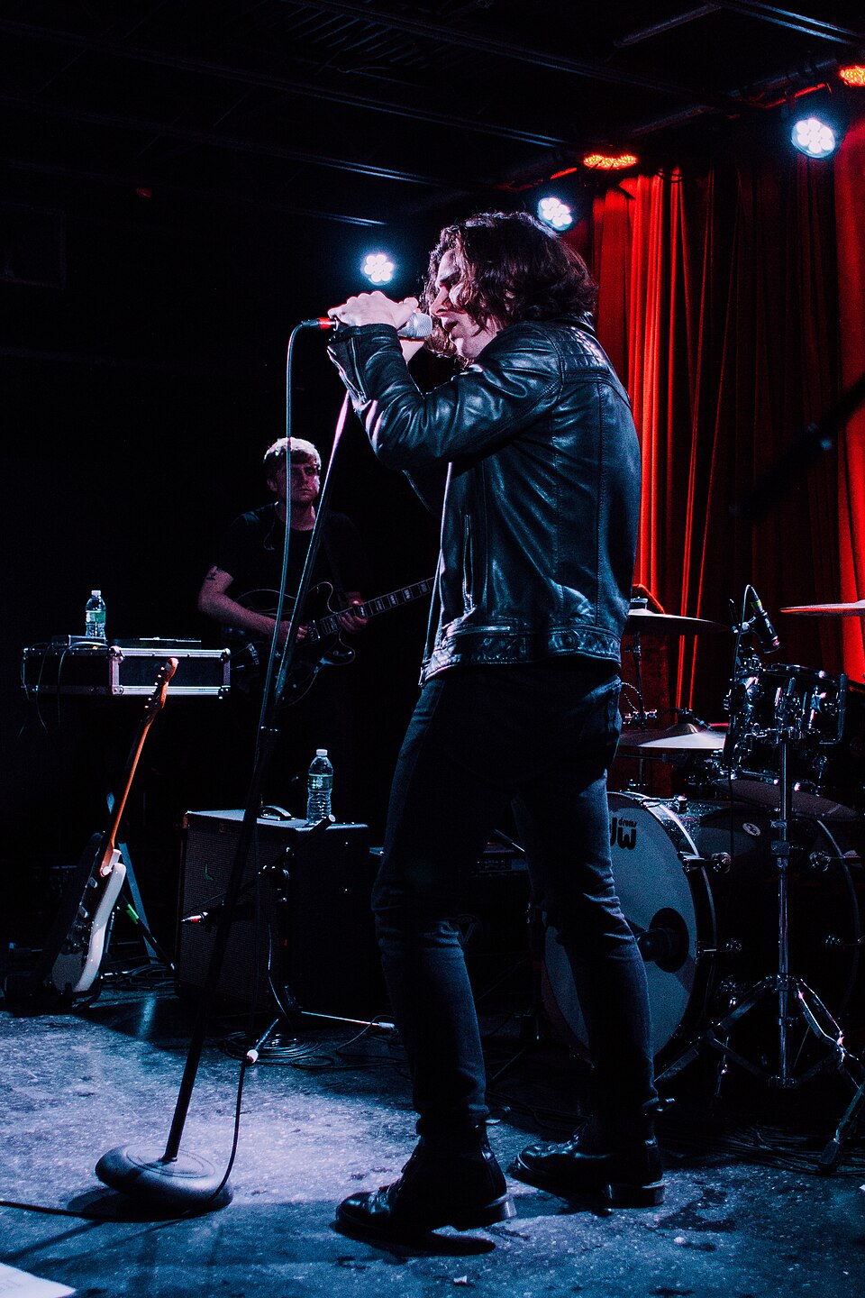 Coasts — artist photo