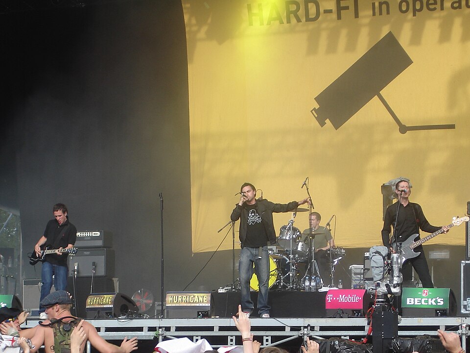 Hard-Fi — artist photo