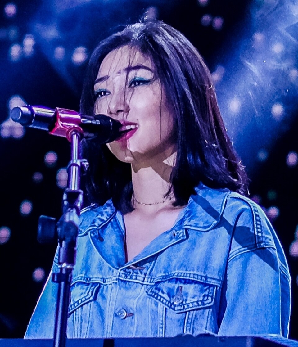 Isyana Sarasvati — artist photo