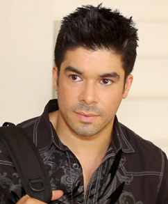 Jerry Rivera — artist photo