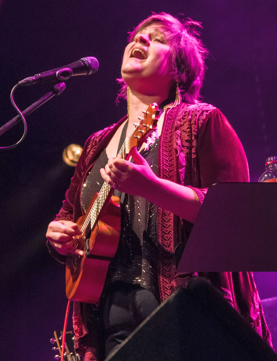 Madeleine Peyroux — artist photo