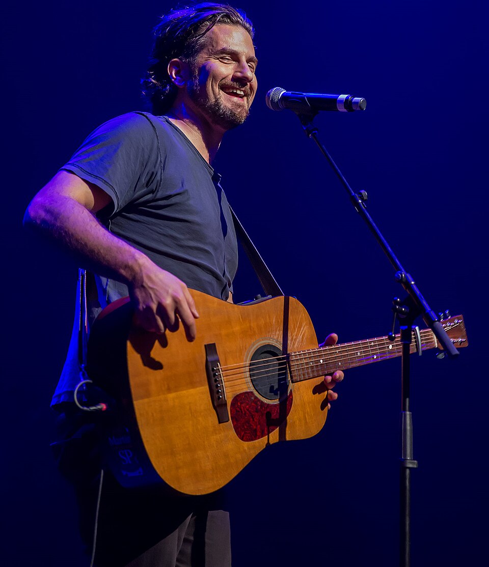 Matt Nathanson — artist photo