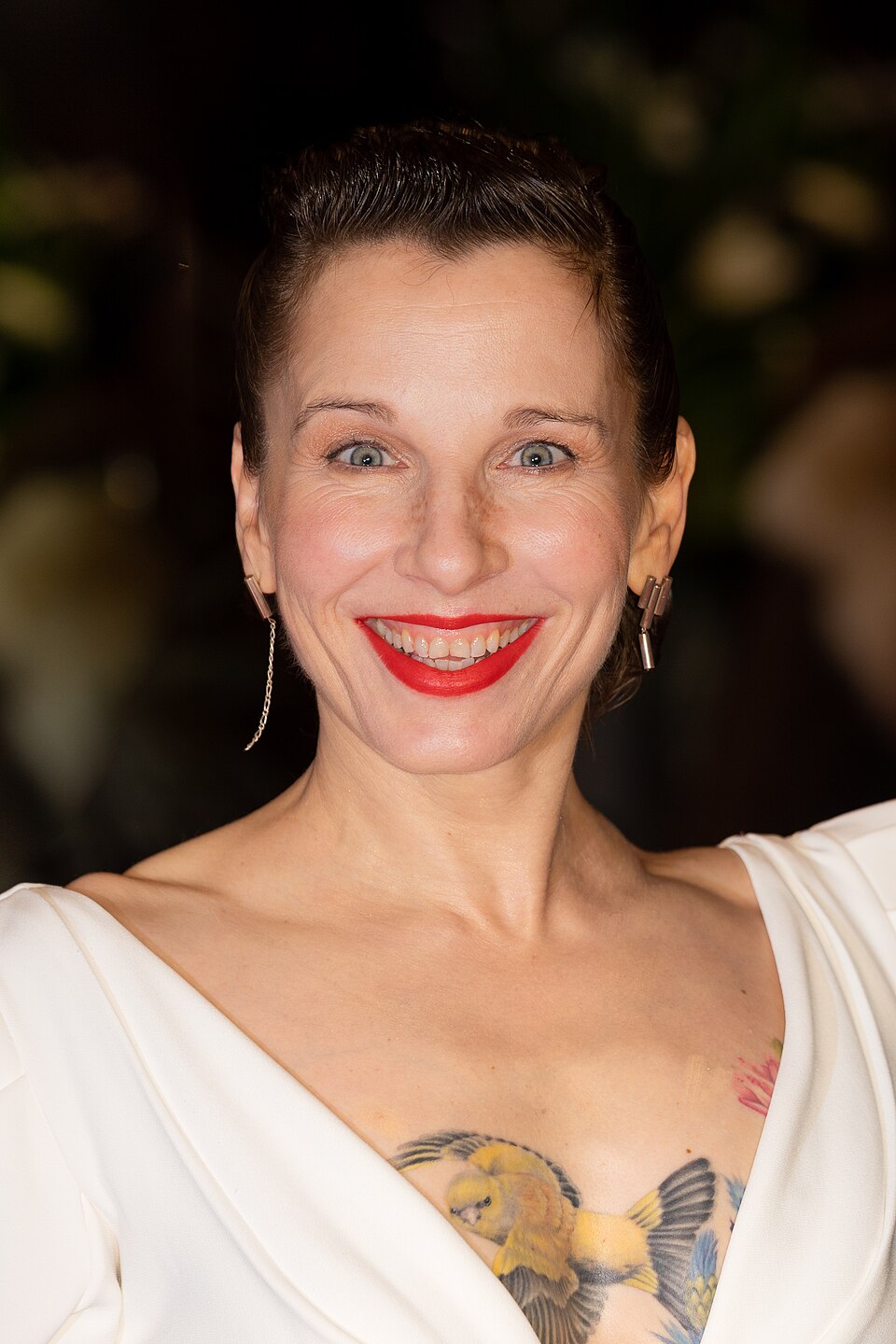 Meret Becker — artist photo