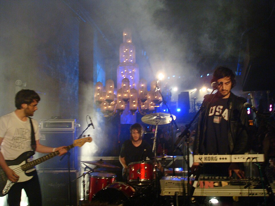 Midnight Juggernauts — artist photo