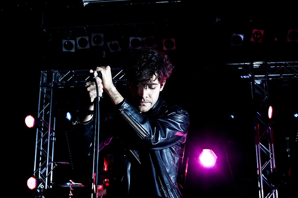 Neon Indian — artist photo