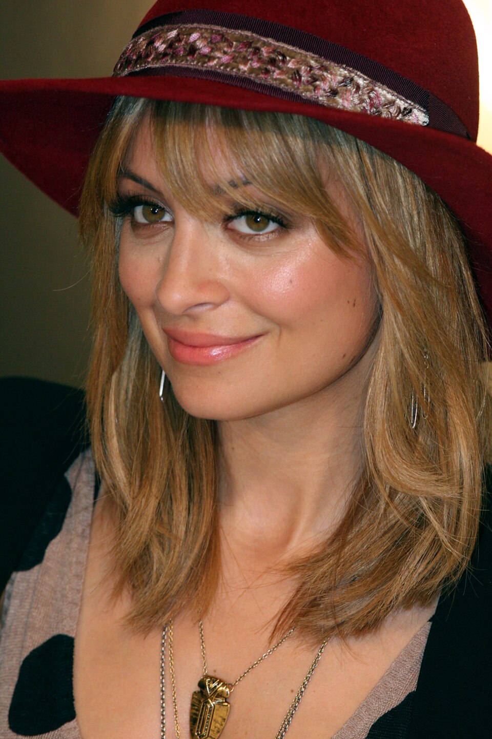 nicole — artist photo