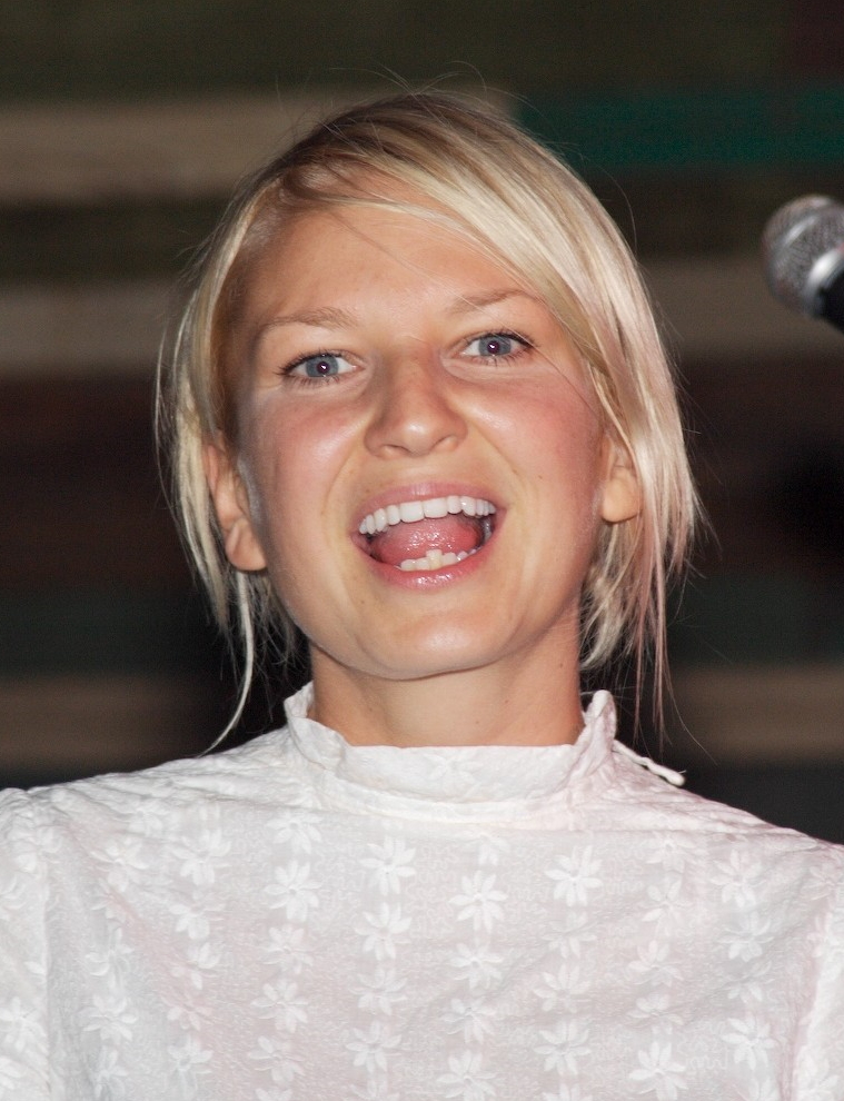Sia — artist photo
