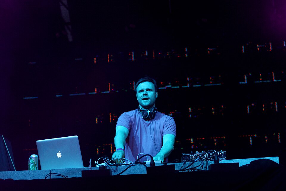 Tensnake — artist photo