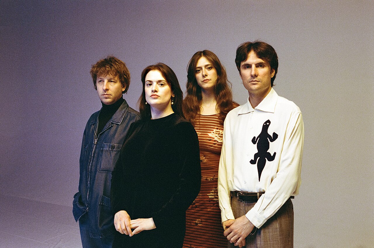 Tops — artist photo