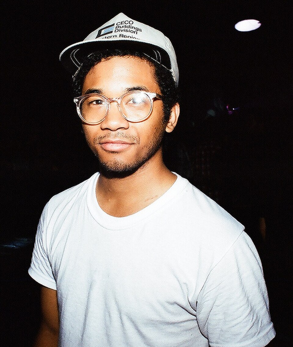 Toro y Moi — artist photo